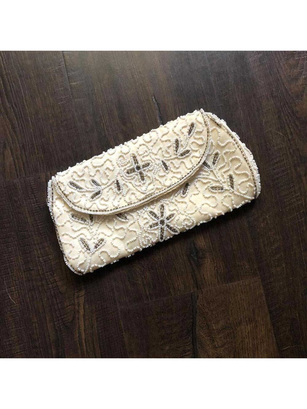 Vintage Walborg Handmade in Belgium Beaded Clutch Purse Pale Yellow Cream 8.5X4